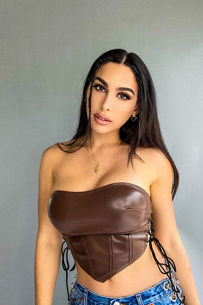 Brunette Top